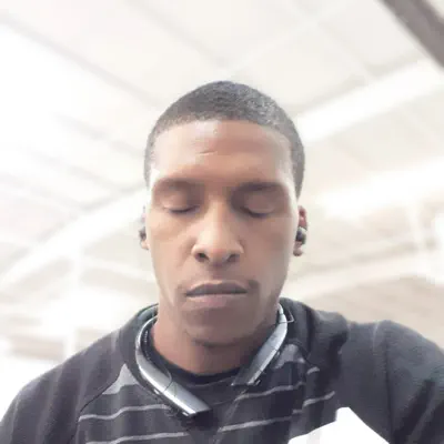 Listen to Rellyrell24br, watch music videos, read bio, see tour dates & more!
