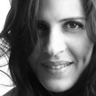 Listen to Mariaca Semprún, watch music videos, read bio, see tour dates & more!