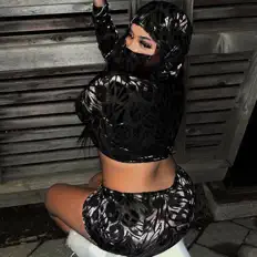 Listen to Niki Chanel, watch music videos, read bio, see tour dates & more!