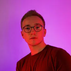 Jonathan Hoyleを聴いたり、ミュージックビデオを鑑賞したり、経歴やツアー日程などを確認したりしましょう！