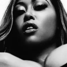 Moriah Mを聴いたり、ミュージックビデオを鑑賞したり、経歴やツアー日程などを確認したりしましょう！