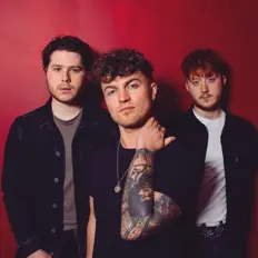 Posłuchaj wykonawcy VELVELA, obejrzyj teledyski, przeczytaj biografię, zobacz daty tras koncertowych i nie tylko!