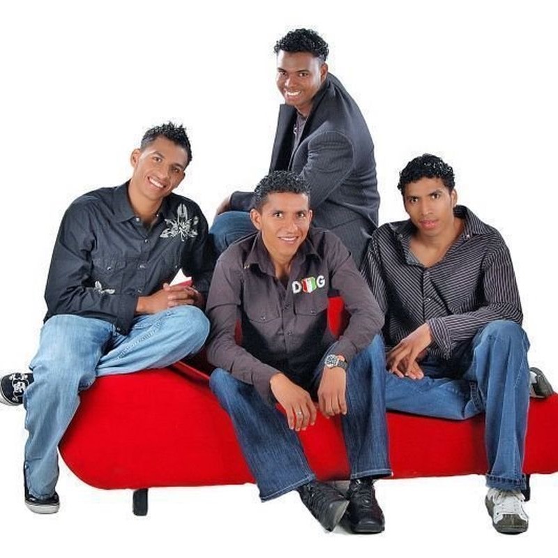 Los Tiernos Del Vallenato - No Fue Mi Error (Original)