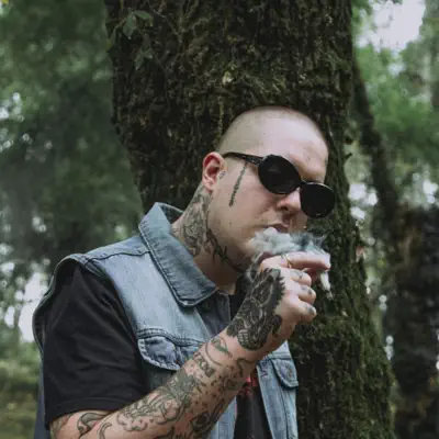 Listen to loge, watch music videos, read bio, see tour dates & more!