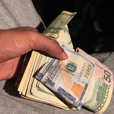 She All on Me (feat. Yung Tuss) - Single