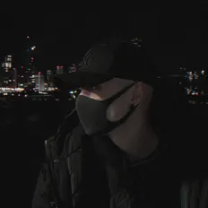 Stranger Guy Dpmoを聴いたり、ミュージックビデオを鑑賞したり、経歴やツアー日程などを確認したりしましょう！