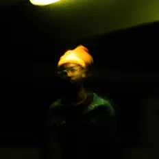 聆聽 Sloan Evans、觀看音樂影片、閱讀小傳、查看巡演日期等！