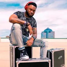 Escucha a DJ Double J, mira vídeos musicales, lee la biografía, consulta fechas de giras y mucho más.