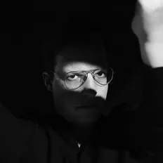 收听 Low Hill、观看音乐视频、阅读小传、查看巡演日期等 ！