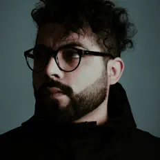 Dengarkan JOHN VINCE, tonton video musik, baca bio, lihat tanggal tur & lainnya!