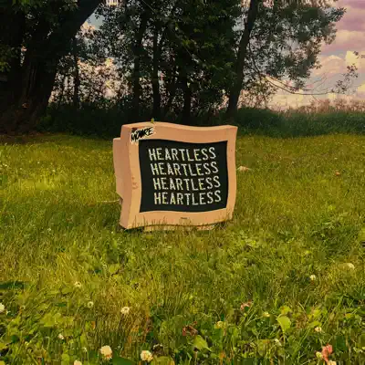 Khris Moore adlı sanatçının Heartless - Single albümünü dinle