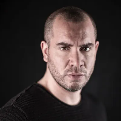 Listen to Jeroen van Koningsbrugge, watch music videos, read bio, see tour dates & more!