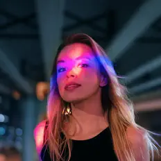 Ακούστε περιεχόμενο από Jill Zimmerman, παρακολουθήστε μουσικά βίντεο, διαβάστε το βιογραφικό, δείτε ημερομηνίες περιοδείας, και πολλά ακόμη!