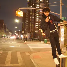 Landobanzを聴いたり、ミュージックビデオを鑑賞したり、経歴やツアー日程などを確認したりしましょう！