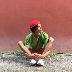 收听 Nils Handz、观看音乐视频、阅读小传、查看巡演日期等 ！