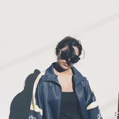 Écoutez Charel Ruth, regardez des vidéoclips, lisez la biographie, consultez les dates de tournée et plus encore !