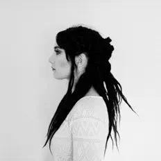 收听 Karen Clardy、观看音乐视频、阅读小传、查看巡演日期等 ！