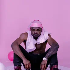 Cash Rendell सुनें, म्यूज़िक वीडियो देखें, बायो पढ़ें, दौरे की तारीखें और बहुत कुछ देखें!