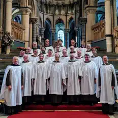 聆聽 The Compline Choir、觀看音樂影片、閱讀小傳、查看巡演日期等！