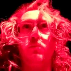 Luister naar And the Expressionless, bekijk muziekvideo's, lees de bio, bekijk de tourdata, en meer!