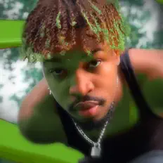 Ouça Kaxiser, assista a videoclipes, leia a biografia, veja as datas das turnês e mais!