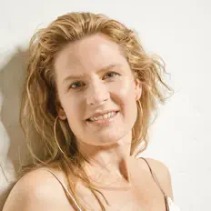 Listen to Annie Higgins, watch music videos, read bio, see tour dates & more!