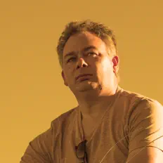 聆聽 Matt Cole、觀看音樂影片、閱讀小傳、查看巡演日期等！