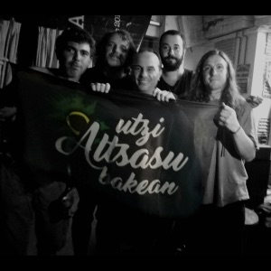 Aurrera Altsasu! (Versión Castellano) (feat. Altsasuko Gurasoak) - Single
