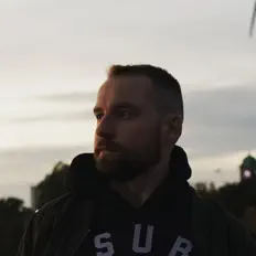 Tharen을(를) 듣고, 뮤직 비디오를 보고, 약력을 읽고, 투어 일정 등을 확인하세요!