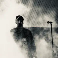 Ascolta Ден Чаут, guarda video musicali, leggi la biografia, vedi le date del tour & altro!