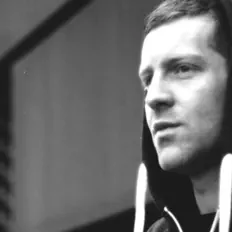 Dengarkan Phil Denton, tonton video musik, baca bio, lihat tanggal tur & lainnya!