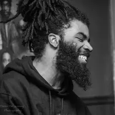 Escucha a A.O.R, mira videos musicales, lee su biografía, consulta las fechas de las gira y más.