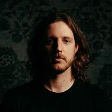 Ascolta Lefthnd, guarda video musicali, leggi la biografia, vedi le date del tour & altro!