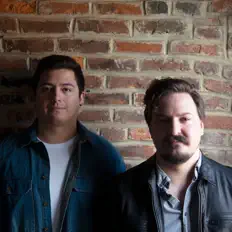 Dengarkan The Boutonnieres, tonton video musik, baca bio, lihat tanggal tur & lainnya!