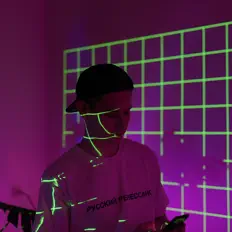 收听 YRK、观看音乐视频、阅读小传、查看巡演日期等 ！