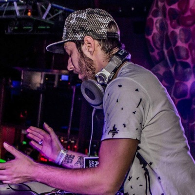 Ascolta Wakan DJ, guarda video musicali, leggi la biografia, vedi le date del tour & altro!