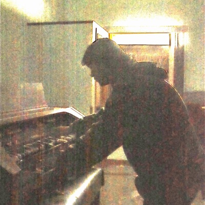 Starting To Shine (18) - Single