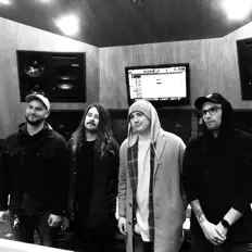 Listen to Classic Jack, watch music videos, read bio, see tour dates & more!