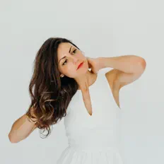 Listen to Joy Hanna, watch music videos, read bio, see tour dates & more!