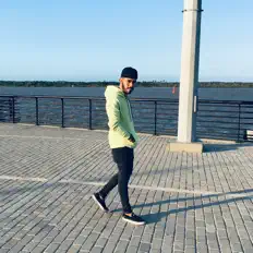 Luister naar Andy Francis, bekijk muziekvideo's, lees de bio, bekijk de tourdata, en meer!