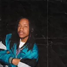 聆聽 GDK、觀看音樂影片、閱讀小傳、查看巡演日期等！