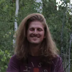 Luister naar Walker Pickens, bekijk muziekvideo's, lees de bio, bekijk de tourdata, en meer!