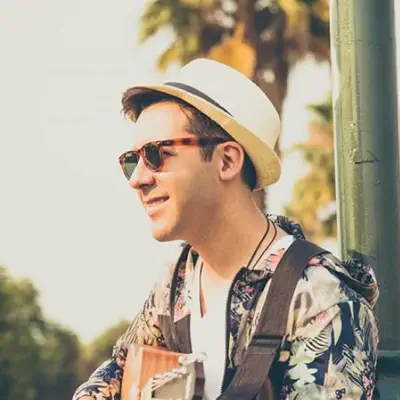 Listen to Hueso Carrizo, watch music videos, read bio, see tour dates & more!