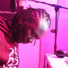 Ouve Antony Tjay, vê vídeos de música, lê a biografia, vê as datas da digressão e muito mais!