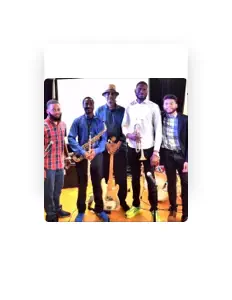 收听 Brothers.ink、观看音乐视频、阅读小传、查看巡演日期等 ！