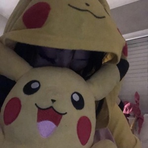 2 MUCH! (feat. 1of1 & ilybrolly) - Single