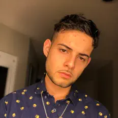 Hör dir Meida an, schau dir Musikvideos an, lies die Biografie, finde Tourdaten und mehr!