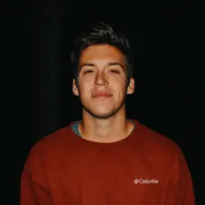 Dengarkan Jeremy Latshaw, tonton video musik, baca bio, lihat tanggal tur & lainnya!
