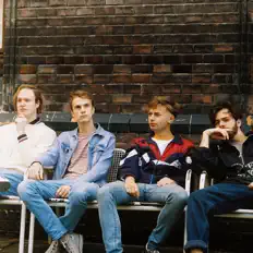 Poslechněte si interpreta Sergeant Jammer, sledujte hudební videa, přečtěte si životopis, podívejte se na data turné a další informace.