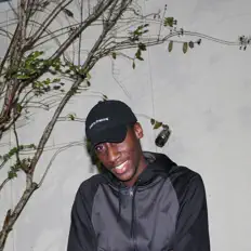 Currency Jayy सुनें, म्यूज़िक वीडियो देखें, बायो पढ़ें, दौरे की तारीखें और बहुत कुछ देखें!